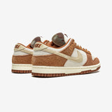 Nike Dunk Low Medium Curry
